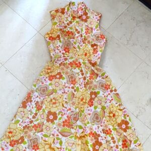 Vintage It's Better Floral Print Retro 1970s Maxi Dress 🌸🌼